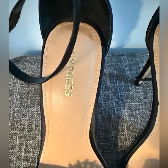 Express Black Satin Heels with Rhinestone Detail, NWT, size 8 - Picture 5 of 6
